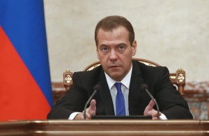 Д.Медведев поручил доработать инициативы в рамках поручений президента