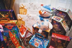80 тыс. новогодних подарков купили малообеспеченным семьям за счет бюджета Новосибирской области