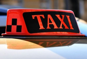 Минфин одобрил проект о страховании ответственности для легковых такси