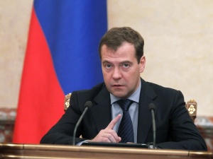 Д.Медведев дал месяц на доработку отраслевых планов по развитию конкуренции