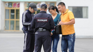 Российские регионы вводят запреты на работу мигрантов с 2024 года.
