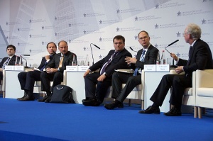 Эксперты на КЭФ обсудят варианты перенастройки налоговой системы России