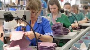 Новосибирские предприятия легкой промышленности могу участвовать в государственных закупках